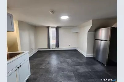 16-18 Heath Street #3, Hartford, CT 06106 - Photo 9