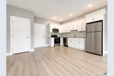 301 Bridgeport Avenue #101, Shelton, CT 06484 - Photo 7