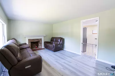 27 New York Road, Montville, CT 06370 - Photo 19