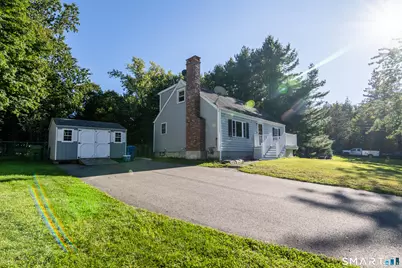 27 New York Road, Montville, CT 06370 - Photo 3
