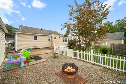 16 South Road, Enfield, CT 06082 - Photo 9