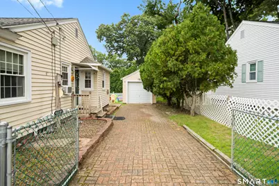 16 South Road, Enfield, CT 06082 - Photo 5