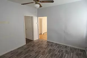 74-76 Hill St, Bridgeport, CT 06606 - Photo 7