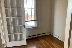 28 W Main St, Groton, CT 06355 - Photo 5