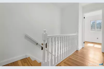4 Van Buskirk Avenue, Stamford, CT 06902 - Photo 9