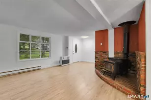 6 E Hayes Rd, East Hampton, CT 06424 - Photo 11