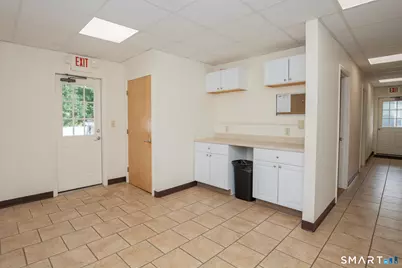 79 Main Street, Meriden, CT 06451 - Photo 15