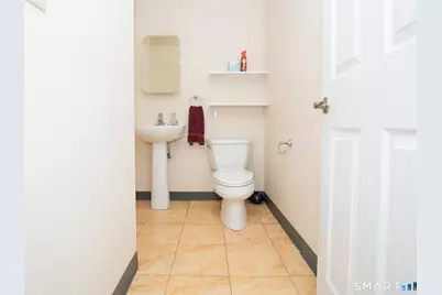 79 Main Street, Meriden, CT 06451 - Photo 21