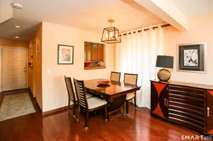 19 Woodway Rd, Stamford, CT 06907 - Photo 7