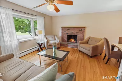 2 Hill Top View, Clinton, CT 06413 - Photo 3