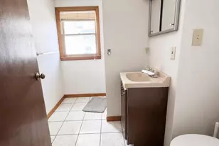 44 Westphal St, West Hartford, CT 06110 - Photo 25