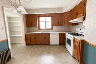 44 Westphal St, West Hartford, CT 06110 - Photo 7