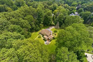 4 Grist Mill Ln, Westport, CT 06880 - Photo 9