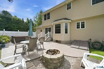 2 Clinton Lane, Enfield, CT 06082 - Photo 3