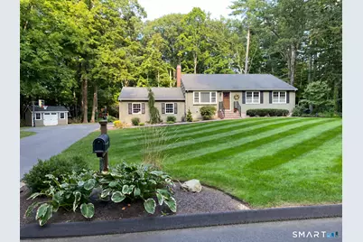 26 Minister Brook Drive, Simsbury, CT 06070 - Photo 1