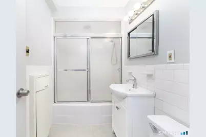 887 Farmington Avenue #6F, West Hartford, CT 06119 - Photo 19