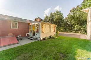21 Fairmount St, Putnam, CT 06260 - Photo 5