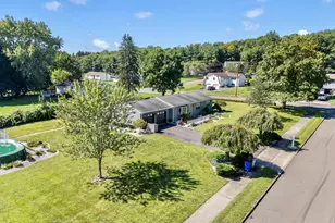 1 Northgate Ln, North Haven, CT 06473 - Photo 5