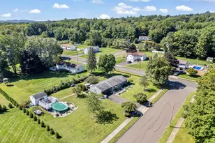 1 Northgate Ln, North Haven, CT 06473 - Photo 3