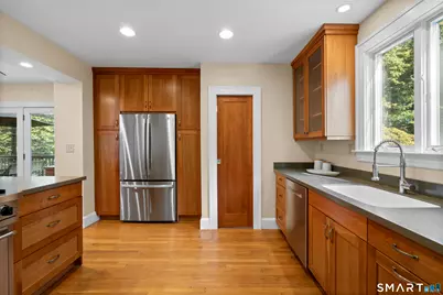 21 Morris Street, Hamden, CT 06517 - Photo 15