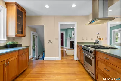 21 Morris Street, Hamden, CT 06517 - Photo 17
