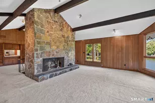 154 Driftwood Ln, Trumbull, CT 06611 - Photo 5