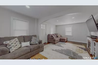 100 Englewood Avenue, Bloomfield, CT 06002 - Photo 5