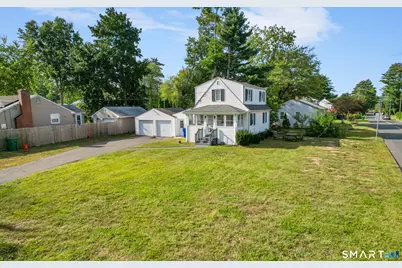 100 Englewood Avenue, Bloomfield, CT 06002 - Photo 1