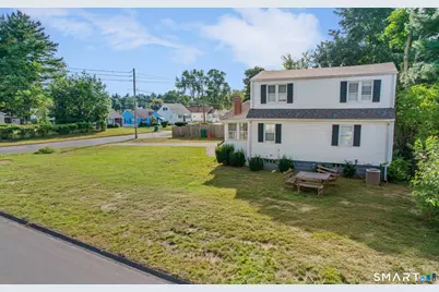 100 Englewood Avenue, Bloomfield, CT 06002 - Photo 23