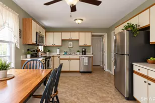 508 Village Dr, Torrington, CT 06790 - Photo 9
