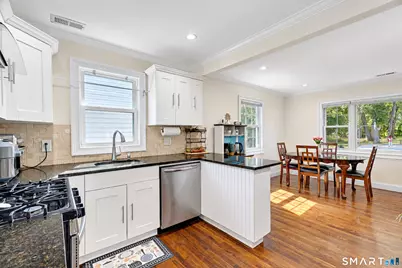 221 Third Avenue, West Haven, CT 06516 - Photo 13