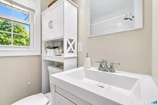 221 3rd Ave, West Haven, CT 06516 - Photo 21