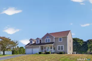 98 Broadleaf Cir, Suffield, CT 06093 - Photo 3