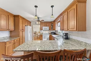 29 Harvest Ln, Milford, CT 06461 - Photo 7