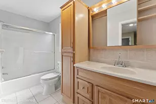 29 Harvest Ln, Milford, CT 06461 - Photo 23