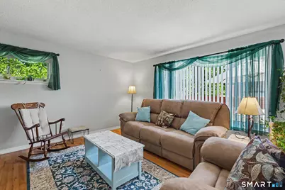 116 Sharon Lane #116, Wethersfield, CT 06109 - Photo 5