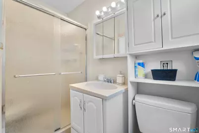 28 Twin Circle Road, West Haven, CT 06516 - Photo 15