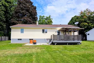 13 Ventura Ave, Danbury, CT 06811 - Photo 3