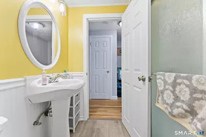 17 Seventh Avenue, Waterford, CT 06385 - Photo 25