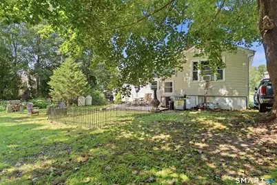17 Seventh Avenue, Waterford, CT 06385 - Photo 31