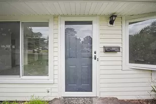 401 Juniper Ln, Cheshire, CT 06410 - Photo 3