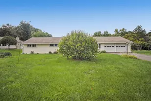 401 Juniper Ln, Cheshire, CT 06410 - Photo 33