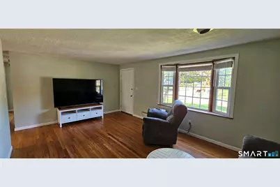 157 Farnham Road, South Windsor, CT 06074 - Photo 9