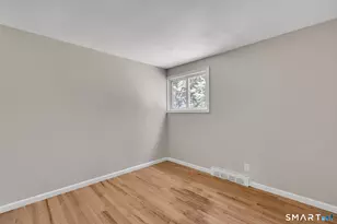 24 Yale Dr, Enfield, CT 06082 - Photo 15