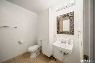 173 Kaynor Dr, Waterbury, CT 06708 - Photo 21