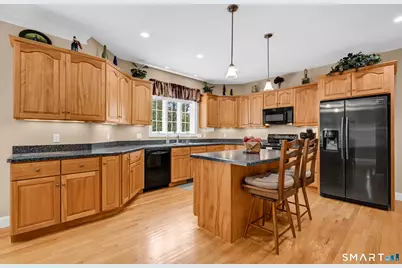 120 Linden Drive, Berlin, CT 06037 - Photo 9