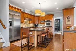19 Sea Beach Dr, Stamford, CT 06902 - Photo 17