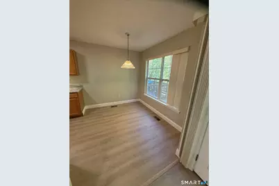 2002 Eaton Court #2002, Danbury, CT 06811 - Photo 7