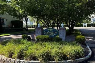 2002 Eaton Ct, Danbury, CT 06811 - Photo 29