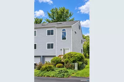 11 Wynwood Drive #11, Cromwell, CT 06416 - Photo 3